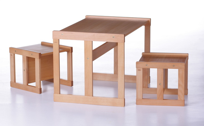 Detský stôl a 2 stoličky Dorotka